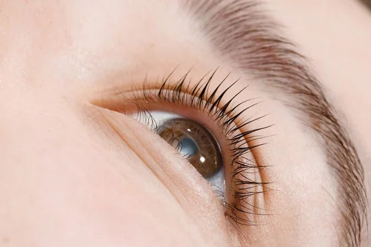 アイリスト・現場実践科スクール（美容師免許取得コース）働きながら資格取得可能！【未経験者も対象】